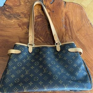 Louie Vuitton Monogram Batignolles Bag